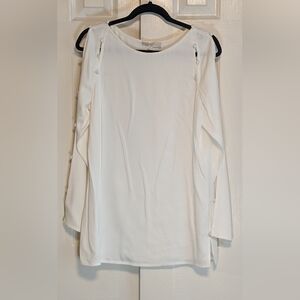 5/$25 Etcetera White Long Open Sleeve Top